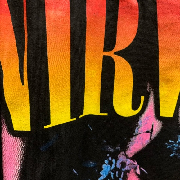 Nirvana Band Tshirt. Graphic design band Tee Nivana - Picture 3 of 4